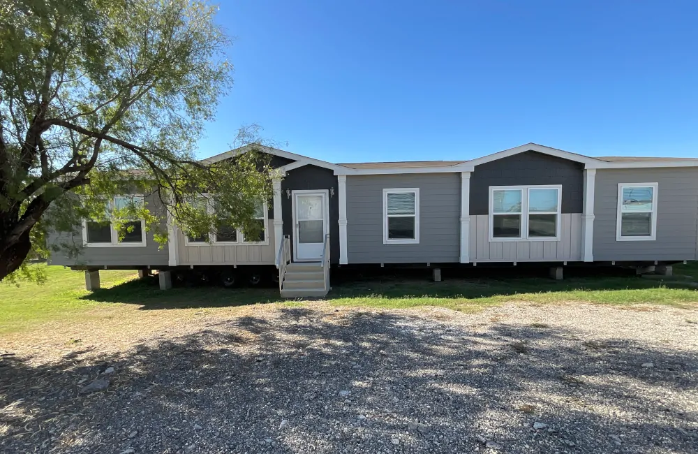 Clayton Revere PAT28684A Exterior2