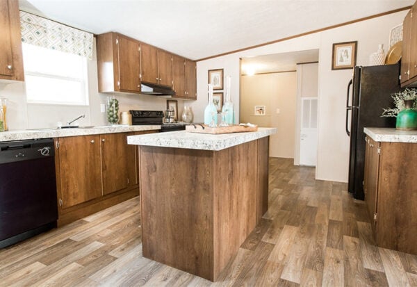 Tyson-Pride-Kitchen TruMH Tyson Pride Mobile Home Kitchen