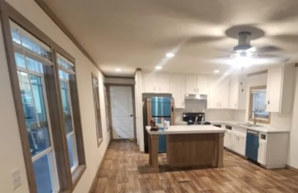 Kitchen.jpg _- Photos Kitchen.jpg _- Photos
