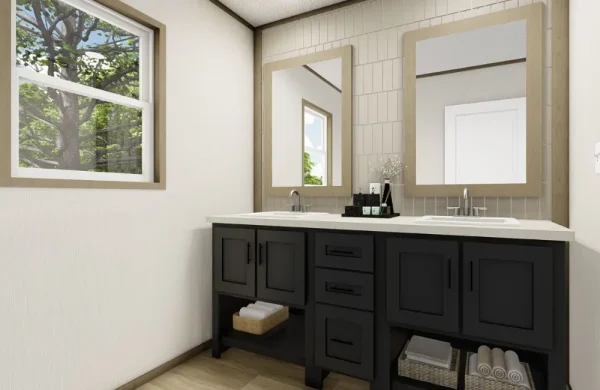 The Mariner CEE16763E Bathroom