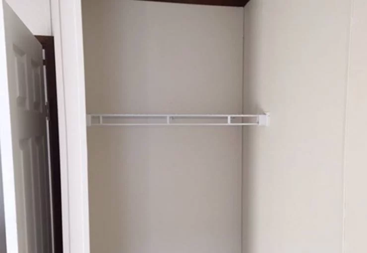 Closet-area-740×509