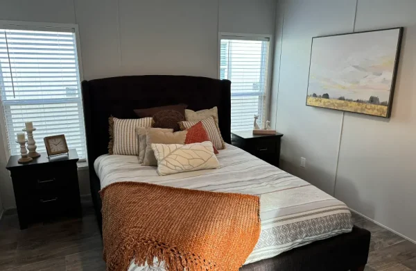 Economizer 2 V416763P Bedroom