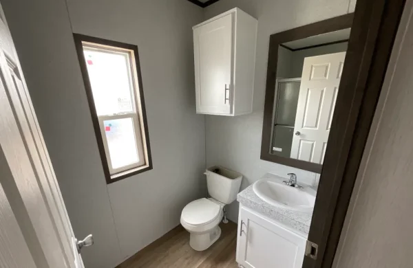 Landmark 40 LM16401L Bathroom Landmark 40 LM16401L Bathroom