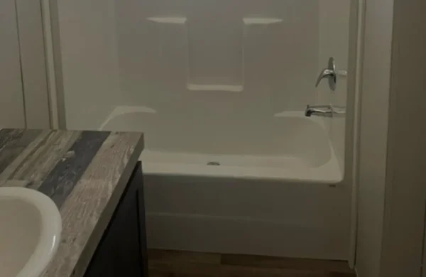 Landmark 56 LM16562L Bathroom3 Landmark 56 LM16562L Bathroom3