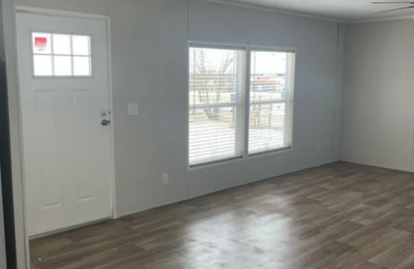 Landmark 76J LM16763J LivingRoom2
