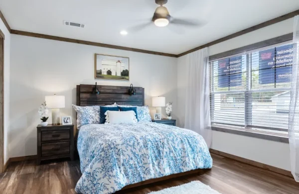 Clayton Lizzie Elite NXT32563A Bedroom