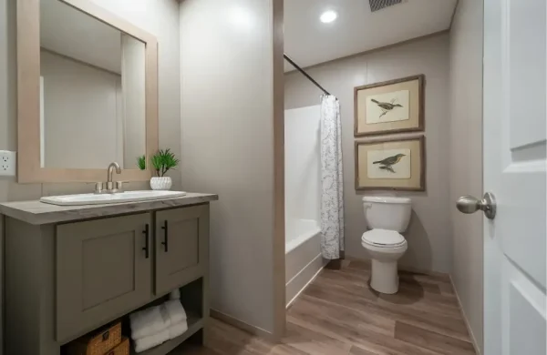 The Crockett CEE28683A Bathroom3
