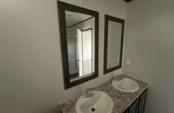 Alamo Cove Bathroom4
