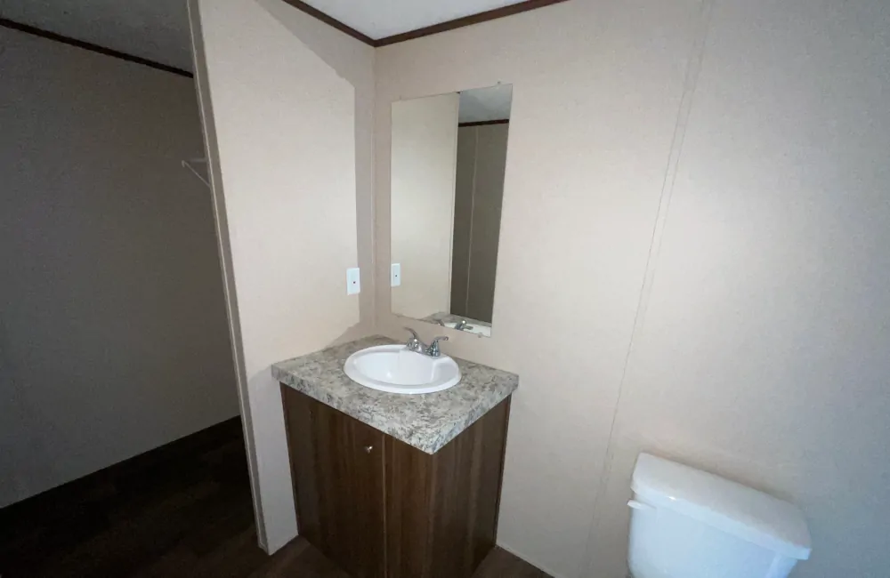 Clayton Glory Bathroom2