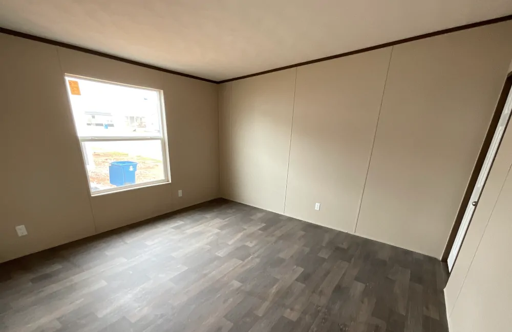 Clayton Triumph Bedroom2