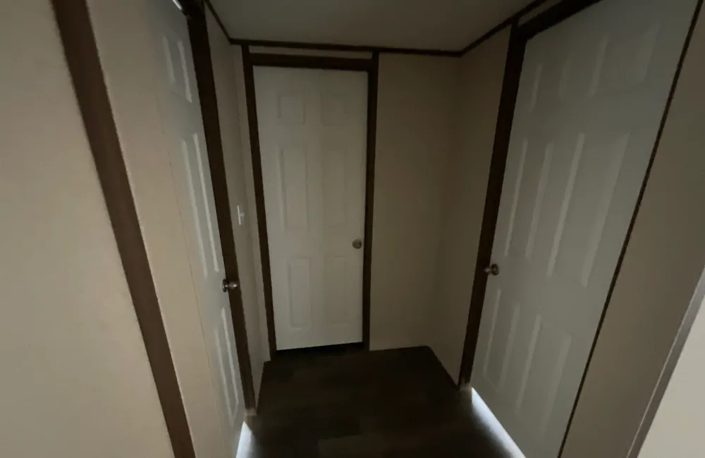 Clayton Triumph Bedroom3