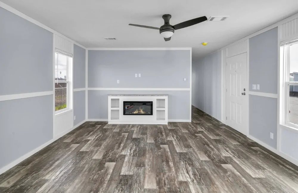 Maxx ELITE 76R LivingRoom