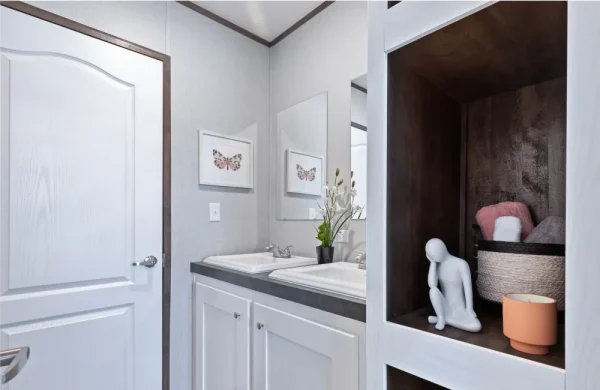 The Daly TTM32563A Bathroom2 The Daly TTM32563A Bathroom2