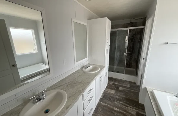 Cavco Verde Ranch VC28563N Bathroom2 Cavco Verde Ranch VC28563N Bathroom2