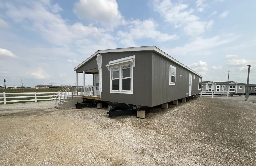 Cavco Verde Ranch VC28563N Exterior3