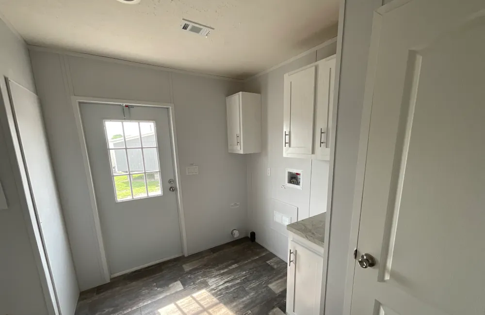 Cavco Verde Ranch VC28563N LivingRoom2