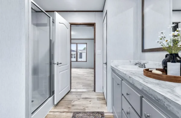 The Hogan TTM32765A Bathroom4 The Hogan TTM32765A Bathroom4
