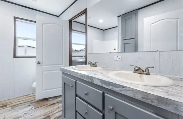 The Hogan TTM32765A Bathroom5 The Hogan TTM32765A Bathroom5