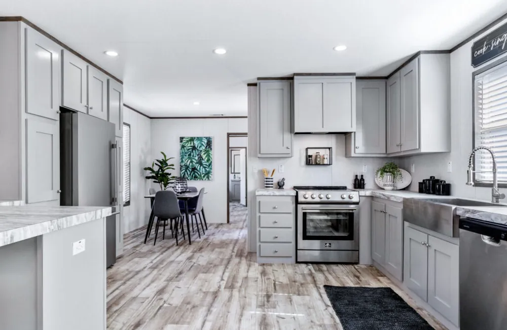 The Oakmont TTM16763E Kitchen7