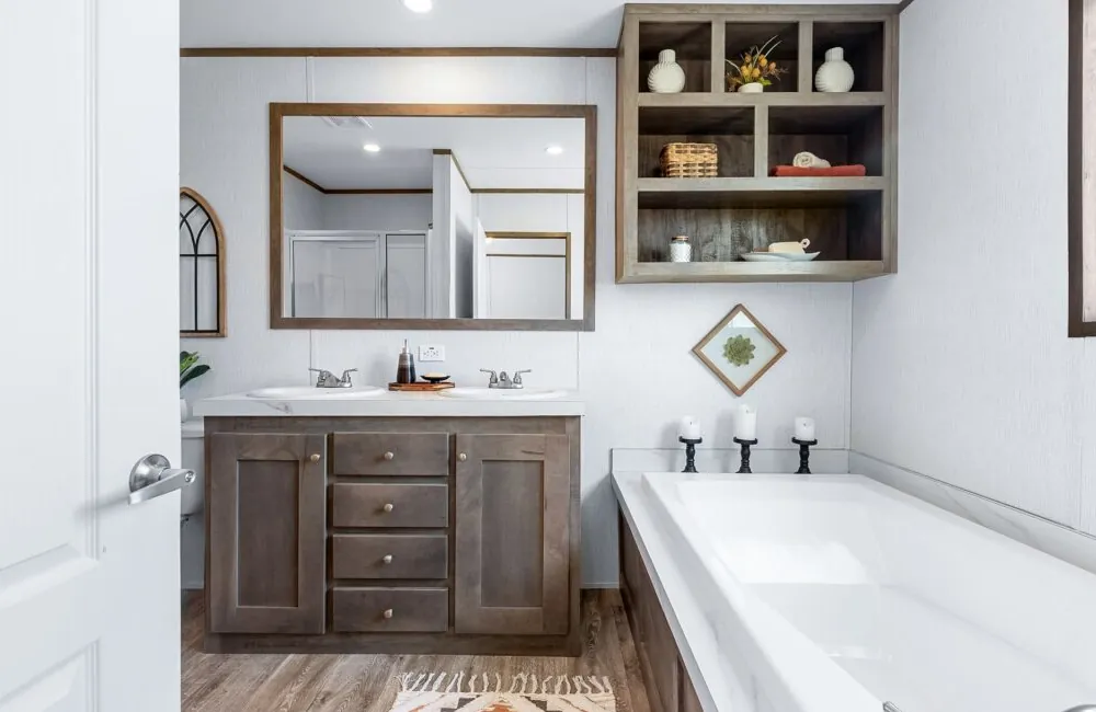 The Pinehurst TTM16763D bathroom2 The Pinehurst TTM16763D bathroom2