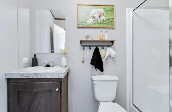 The Tropic FAC16663A Bathroom3 The Tropic FAC16663A Bathroom3