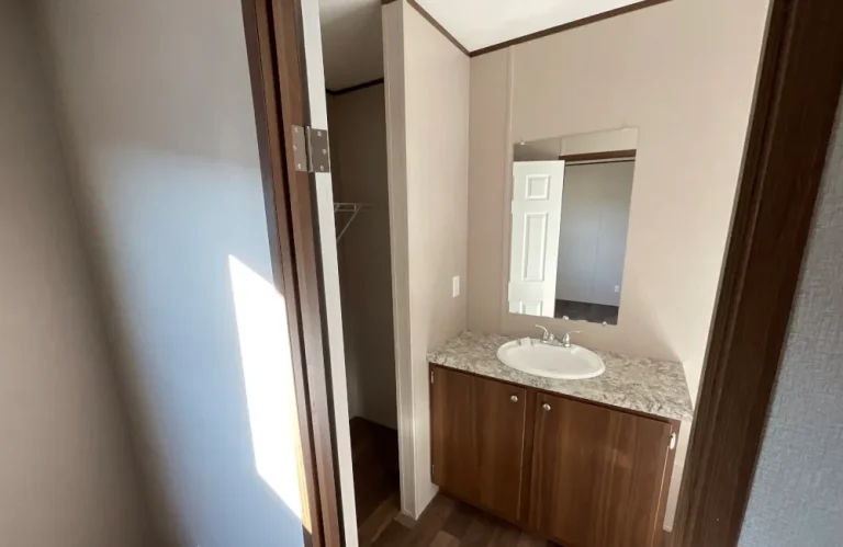 Tru Origin Cypress TRT14764C Bathroom