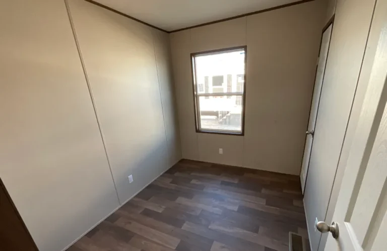 Tru Origin Cypress TRT14764C Bedroom4