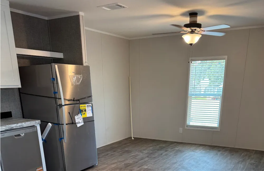 Fleetwood Valu 40 V414401U Kitchen2 Fleetwood Valu 40 V414401U Kitchen2