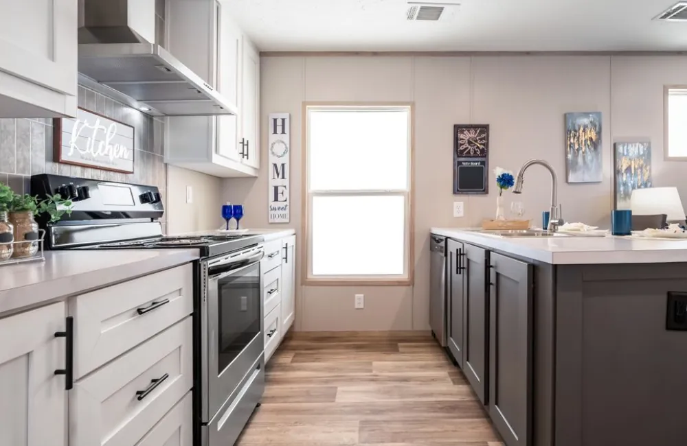 The Magellan CEJ16723A Kitchen
