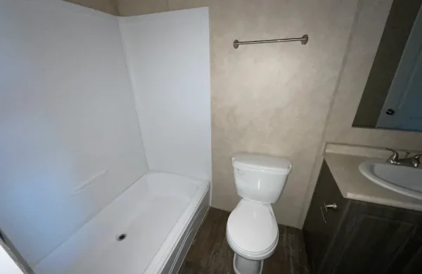 Legacy Bathroom3 Legacy Bathroom3