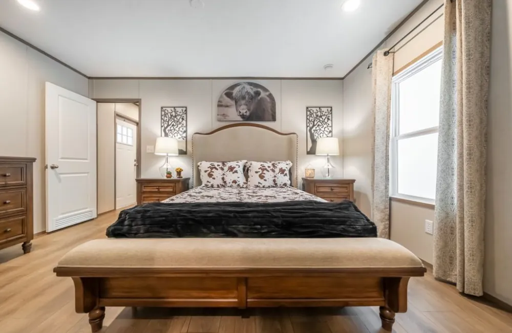 The Beacon HZN16663A Bedroom2