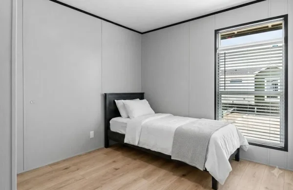 The Resolution XL RSV16803B Bedroom The Resolution XL RSV16803B Bedroom